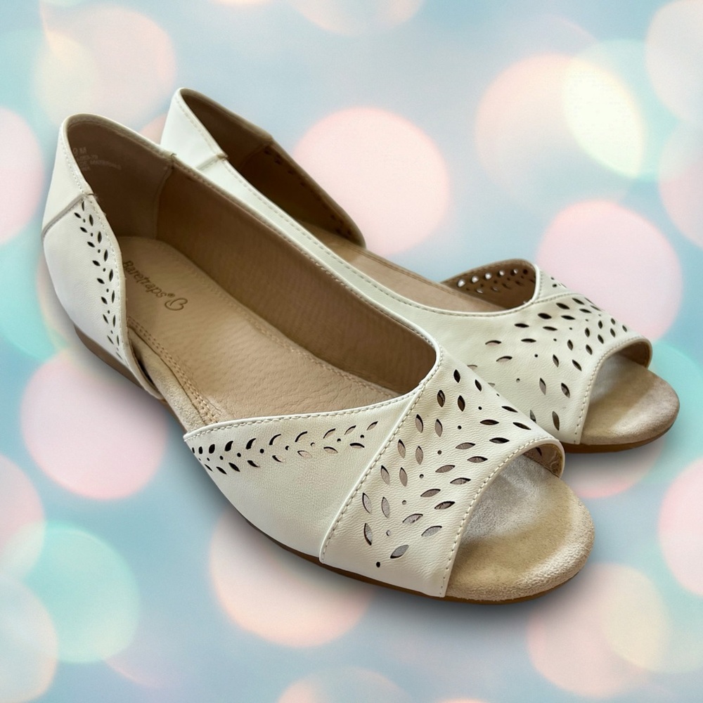 Baretraps Macayla Women’s Cream Ivory Open Toe Flats Shoes Size 9